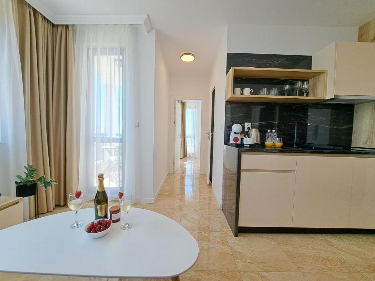 Onyx 2 Private Beach Apartment Свети-Влас Экстерьер фото